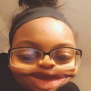 Meet your Posher, Monã